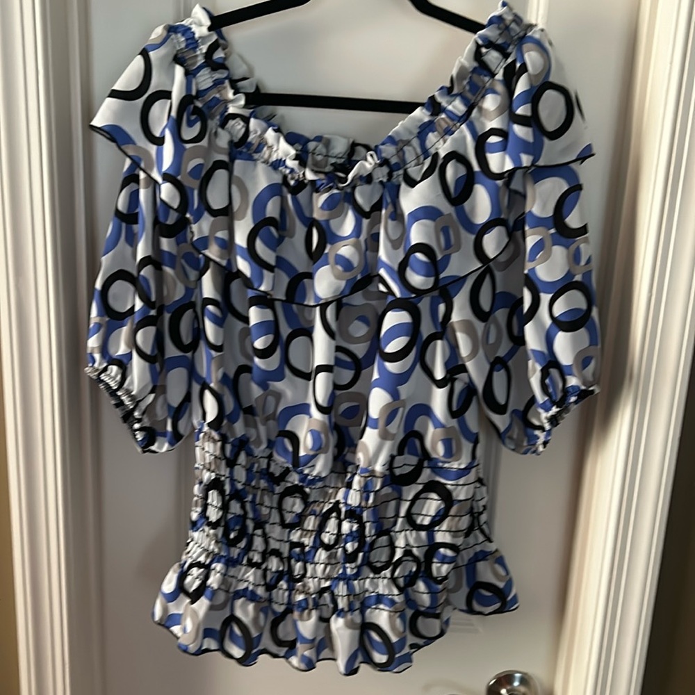 Blue, gray and white off the shoulders blouse - Picture 3 of 4